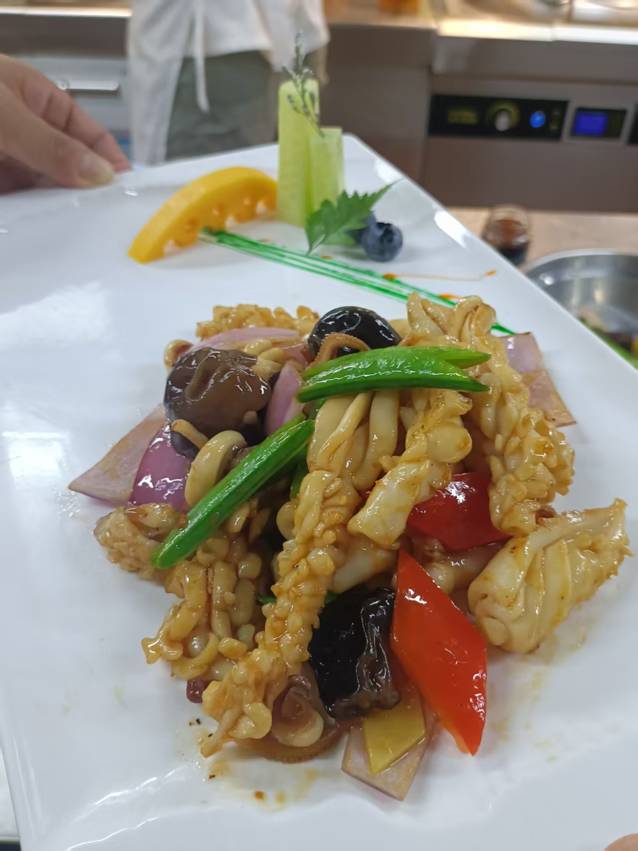 鱿鱼炒杂菜
