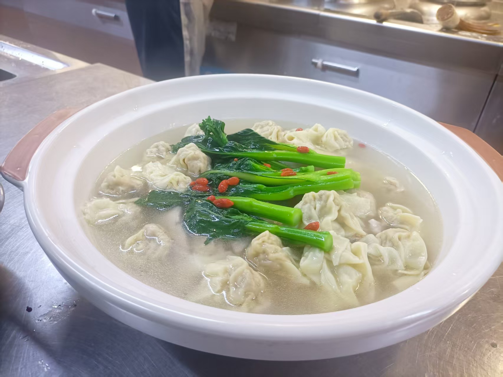 云吞鸡汤煲
