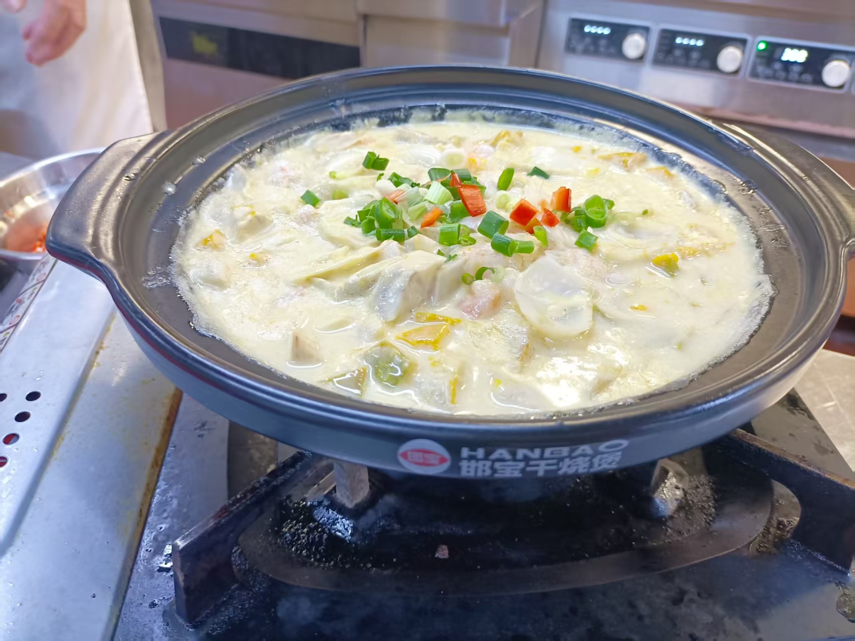 奶油杂菌汤/干锅类